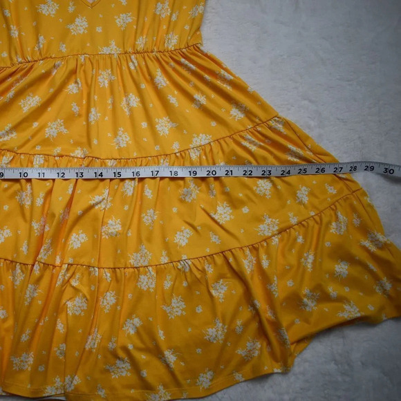 Urban Outfitters Babydoll Dress Sz S Tiered Floral Mini Stretchy 90s Cottagecore - Picture 16 of 16